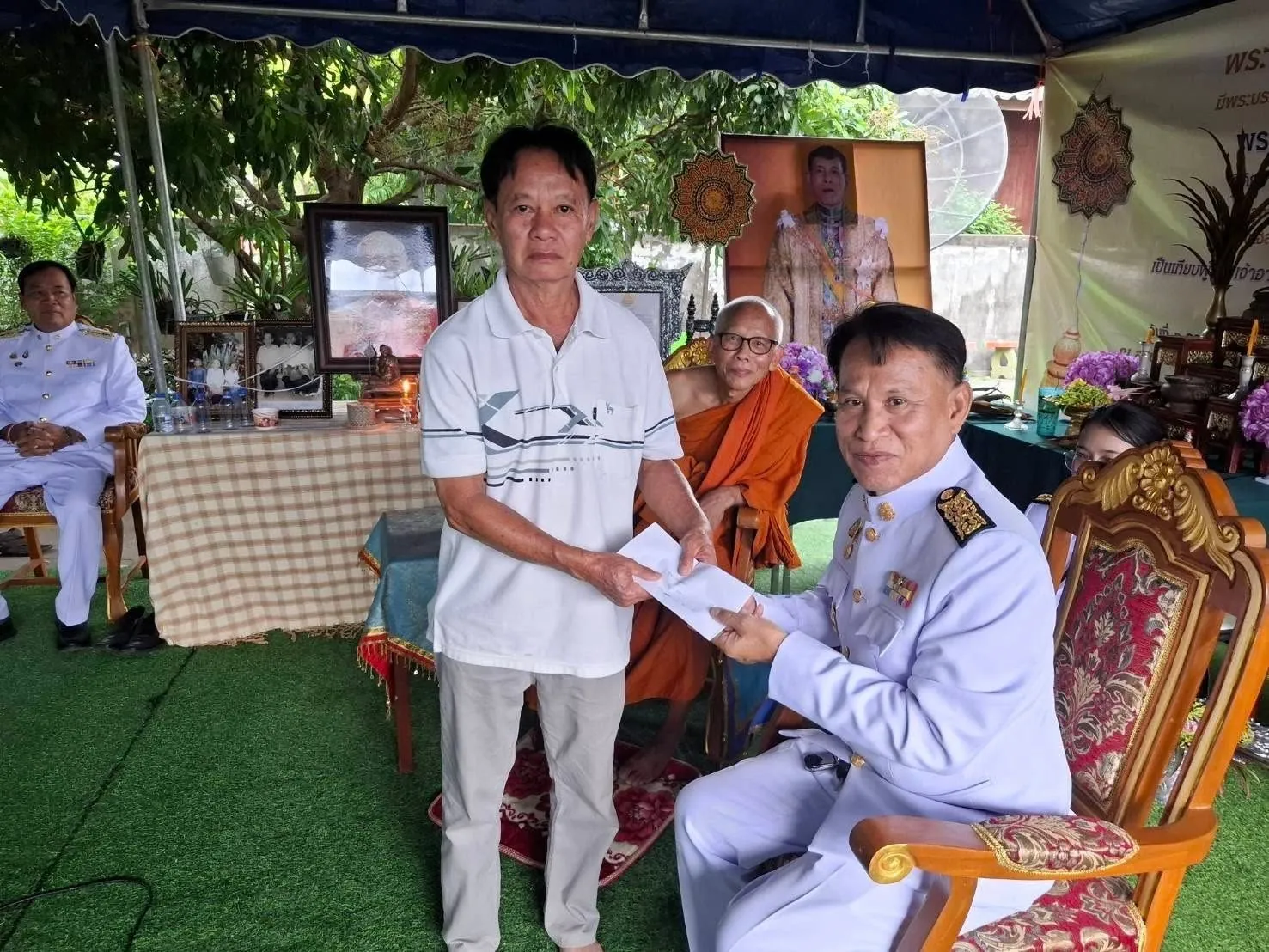 มอบทุนการศึกษาแก่เยาวชน และฉลองพัดยศพระครูวิเทศกัลยาณธรรม ณ บ้านท่าจำปี สันป่าตอง เชียงใหม่ (5)
